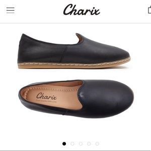 NWT Charix Flats